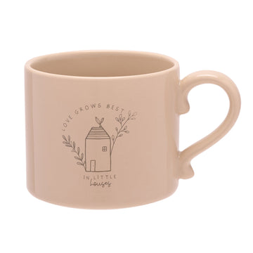 Moments Mug – Love Grows Best in Little Houses
