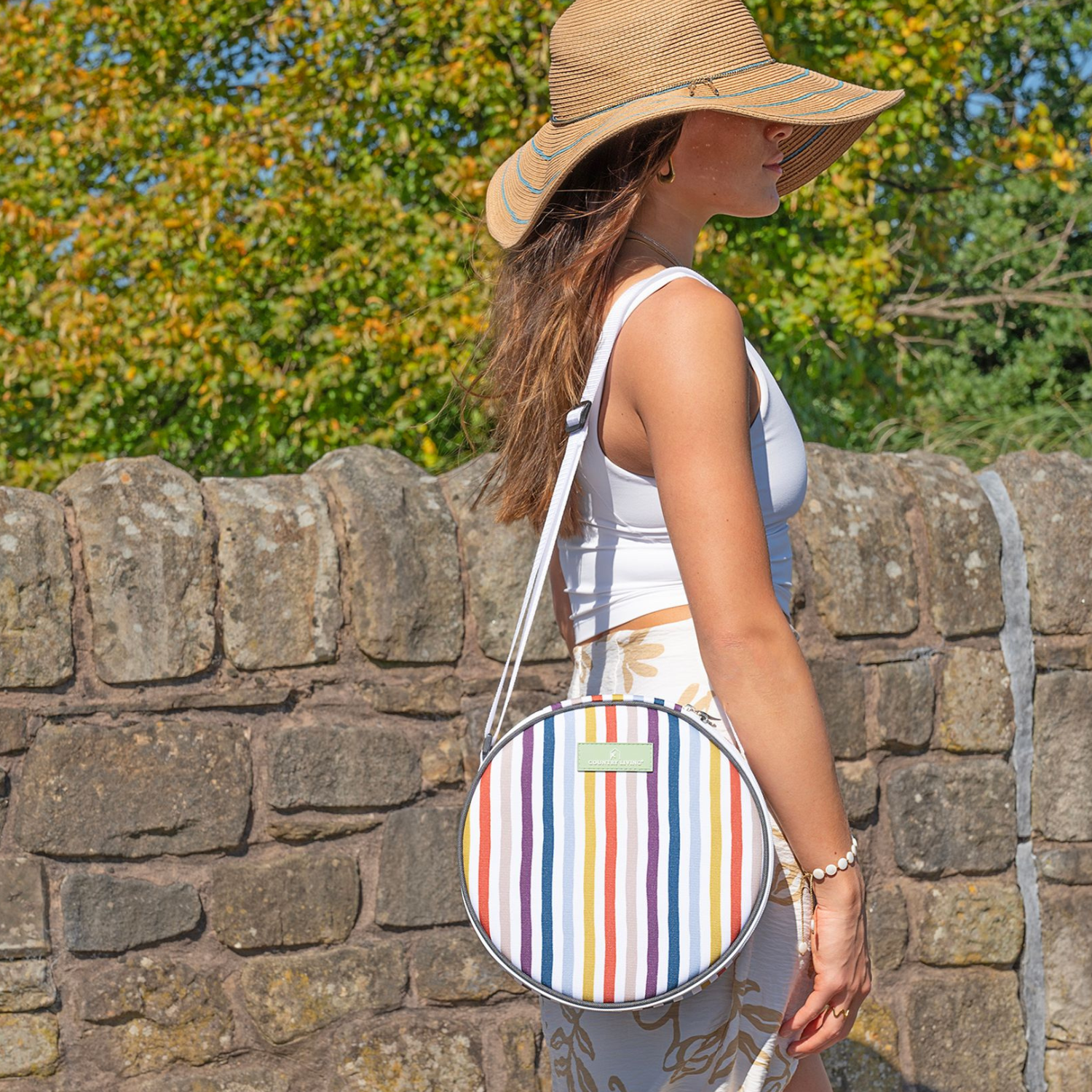 Country Living 2-Person Picnic Bag – Round Striped Insulated Set for Couples | Outdoor Picnic Gift NZ