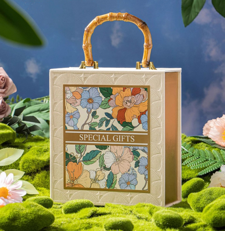 Mini Botanical Gift Box – Honey Tea, Soap & Teddy Set